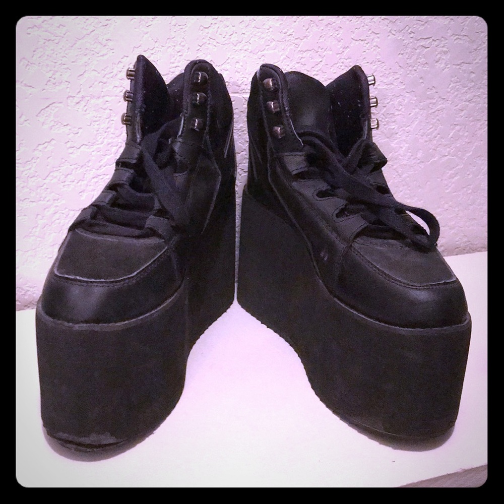 YRU BABY SPICE 👟
